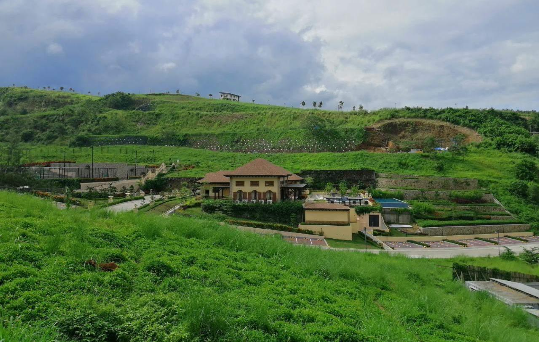 Twin Lakes Le Jardin